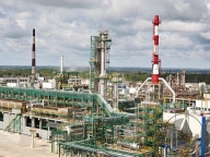 На крупнейшем нефтеперерабатывающем заводе Северного региона России используются трубы «Свободного сокола»
